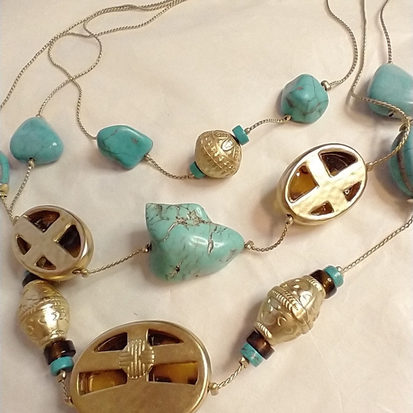 Chico's Tiger's eye style with faux turquoise stones. Three strand layered style - Picture 6 of 9